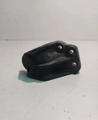 KIA Ceed Engine mounting bracket