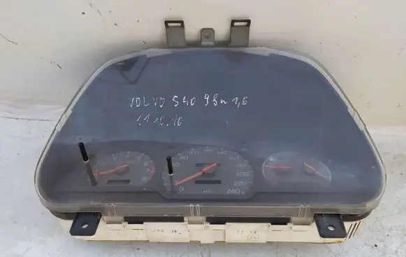 Volvo S40, V40 Speedometer (instrument cluster)