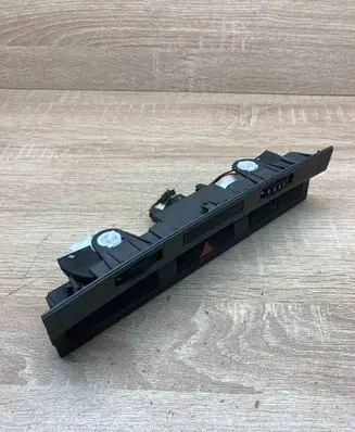 Audi A6 S6 C6 4F Hazard light switch 4F0941509 WithPlasticTrim