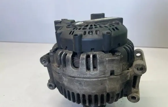 Jeep Grand Cherokee (WK) Generator/alternator 04801250AA 50807A TG17C028