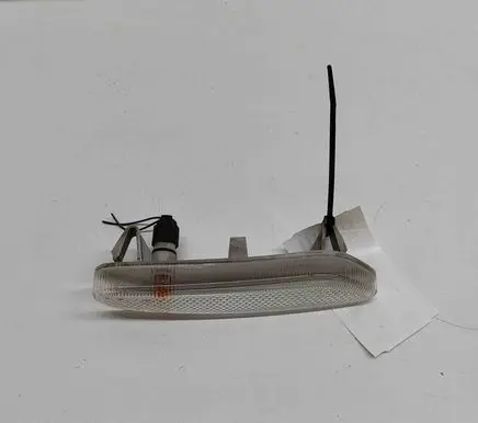 Mini Cooper Countryman R60 Front fender indicator light 9802567