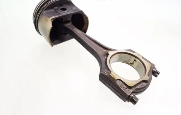 Opel Astra G Piston with connecting rod
