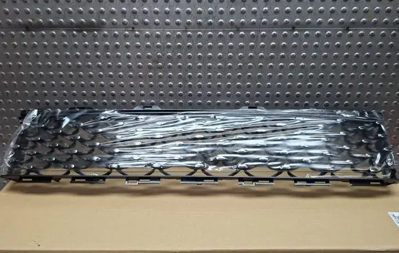 Fiat 500 Front bumper lower grill S26336994 735619520