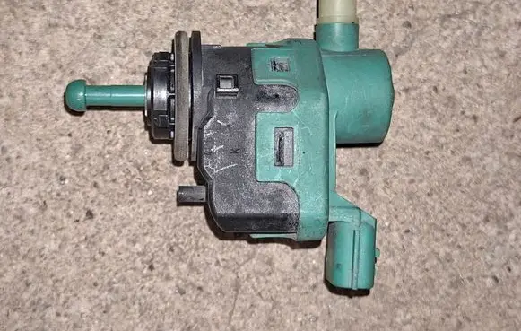 Renault Scenic II - Grand scenic II Headlight level adjustment motor 8200501939