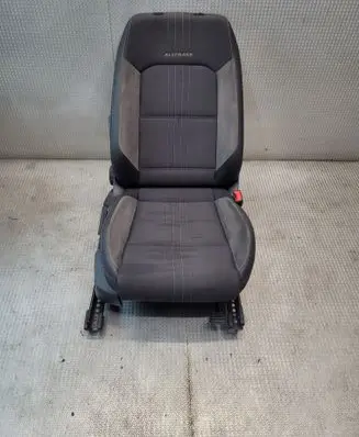Volkswagen Passat Alltrack Front passenger seat 