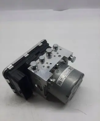 Volkswagen Golf VII ABS Pump 5Q0614517GB
