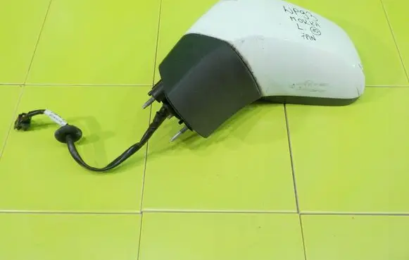 Opel Mokka Front door electric wing mirror LEWE WP93
