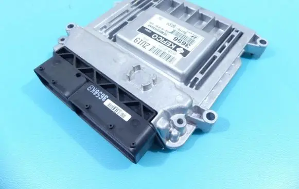 Hyundai i10 Engine control unit/module ECU 39110-02ID0 IMPRK1348618
