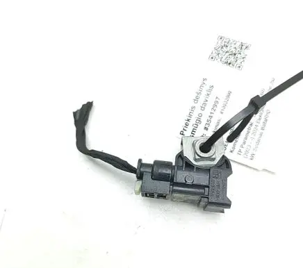 BMW 5 G60 G61 Airbag deployment crash/impact sensor 9496819 A3C0637460000