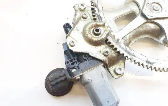 Toyota RAV 4 (XA30) Front door window regulator motor 8571035180 85710-35180