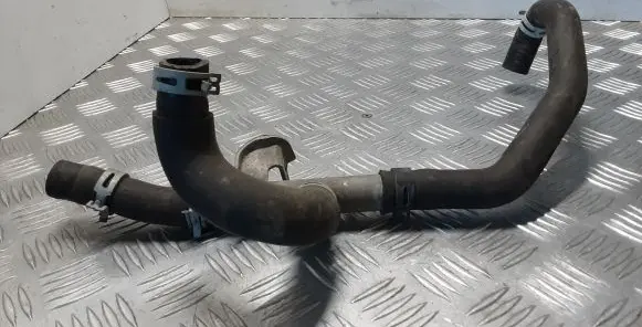 Nissan Navara D23 Engine coolant pipe/hose