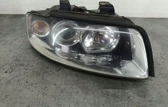 Audi A4 S4 B6 8E 8H Headlight/headlamp 