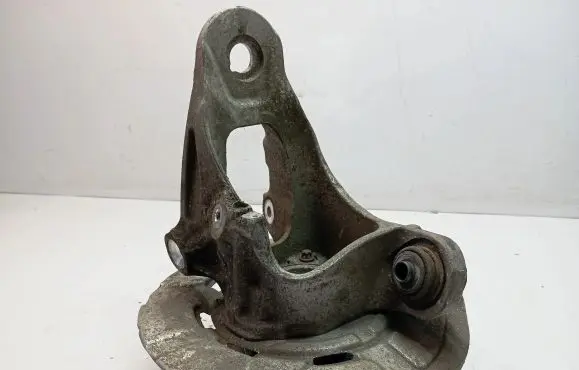 BMW X5 E70 Rear wheel hub 677098306