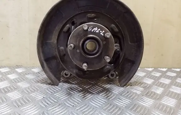 Subaru Outback Rear wheel hub spindle/knuckle 