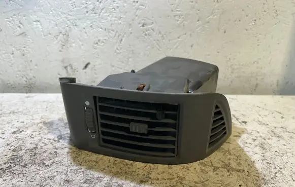 Fiat Ducato Dashboard side air vent grill/cover trim ST44762 C391 385822