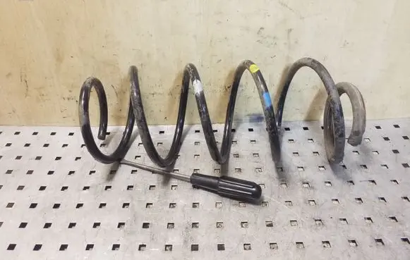 Peugeot 508 Front coil spring