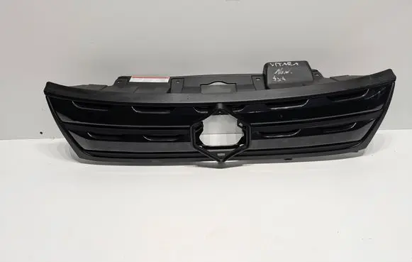 Suzuki Vitara (LY) Front bumper upper radiator grill 7212154P0