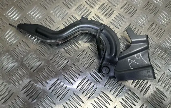 Nissan X-Trail T32 Engine bonnet/hood hinges 4BL