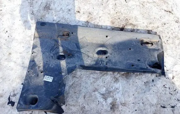 Lexus IS 220D-250-350 Engine splash shield/under tray 5816553020