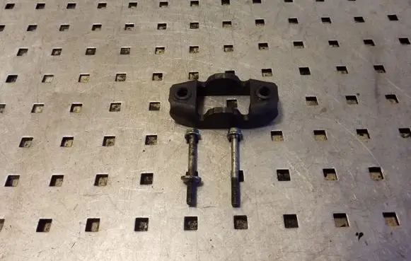 Mitsubishi ASX Fuel Injector clamp holder