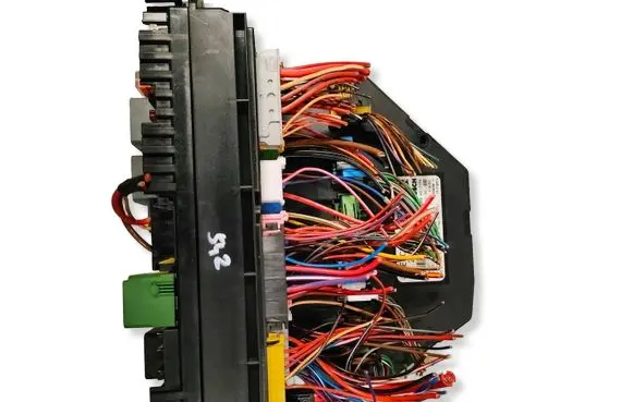 Mercedes-Benz C W204 SAM control unit A2129004711