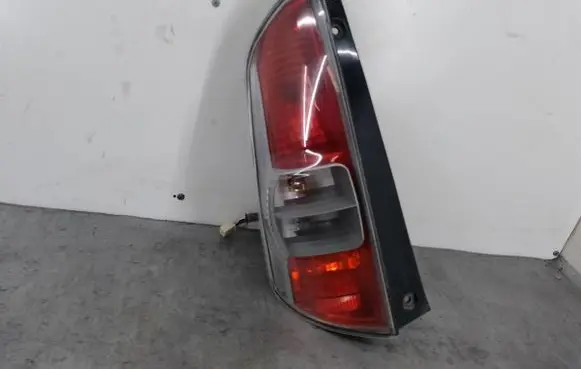 Daihatsu Sirion Rear/tail lights 08-211-1949L-B