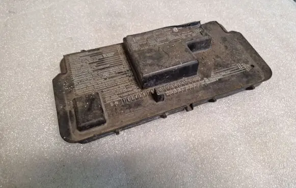 Audi 80 90 S2 B4 Fuse box set 8A0010116F