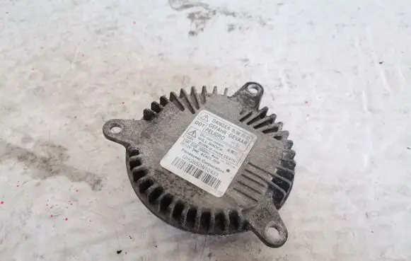 Dodge Durango Headlight ballast module Xenon GHGB5DN10433