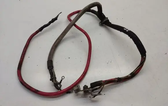 BMW 7 E32 Positive cable (battery)