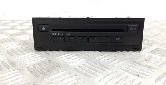 Audi A4 S4 B7 8E 8H CD/DVD changer 4E0035110A 4E0910110C
