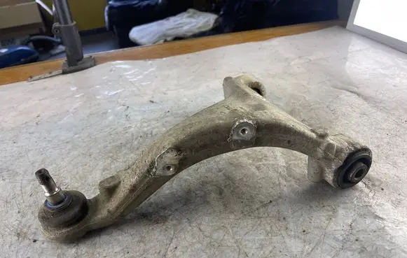 Hyundai Santa Fe Rear control arm