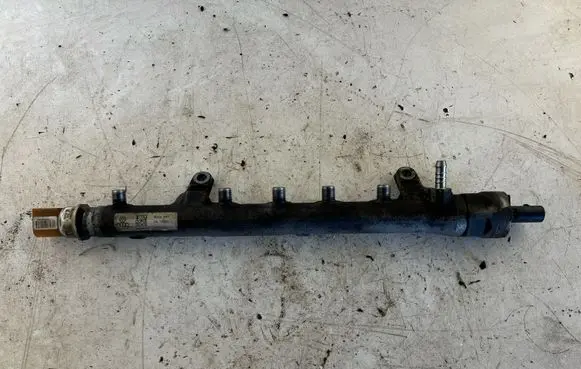 Fuel main line pipe