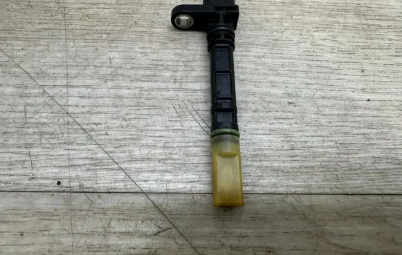 Porsche Panamera (971) Crankshaft position sensor 9A790643300 057906433B