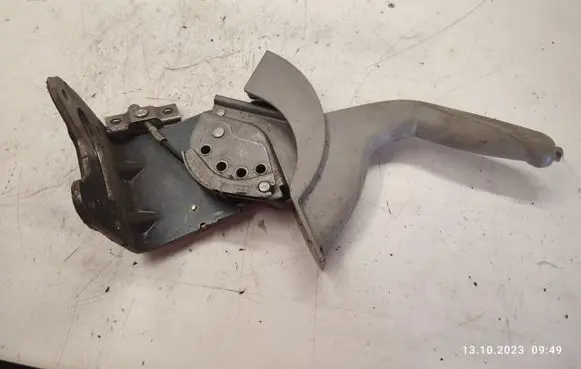 Hyundai Sonata Handbrake/parking brake lever assembly