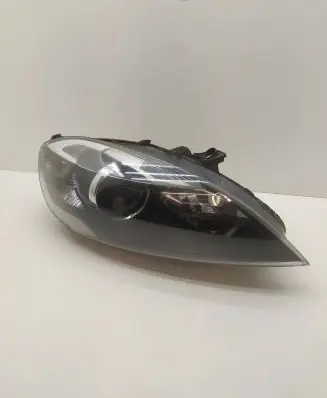 Volvo V40 Headlight/headlamp 31420010