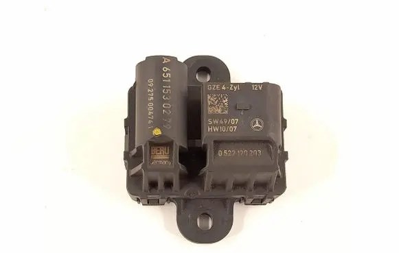 Glow plug pre-heat relay