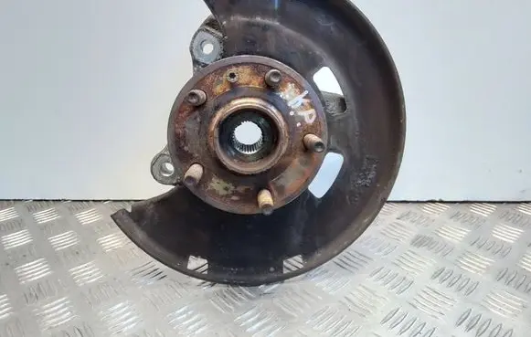 Opel Astra J Front wheel hub