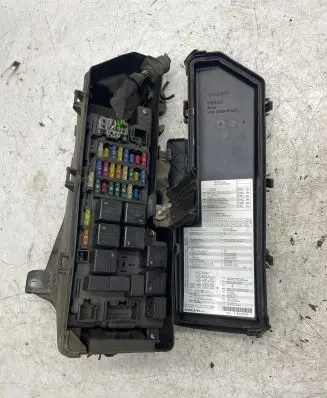 Volvo V70 Fuse box set 09452623 9452545