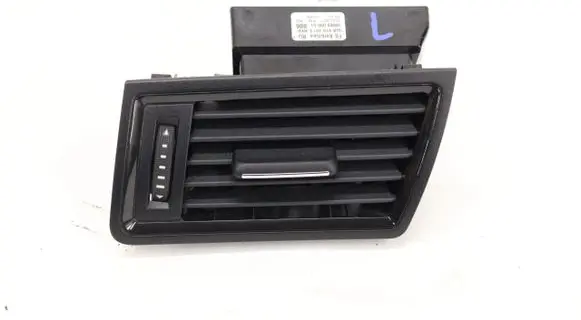 Skoda Rapid (NH) Dash center air vent grill 5JA819701E