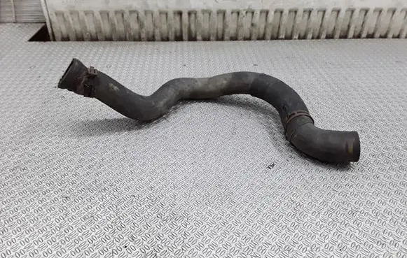 Skoda Octavia Mk2 (1Z) Engine coolant pipe/hose