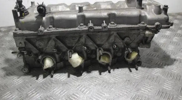 Engine head