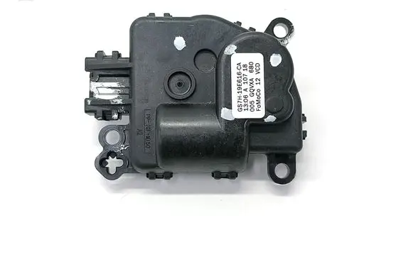Ford Fusion II Air flap motor/actuator GS7H19E616CA