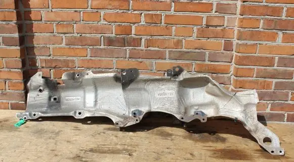 Opel Vivaro Exhaust heat shield A11050A 747610105R 93456341
