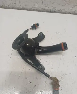 Volvo XC40 Oil sump strainer pipe 32208081