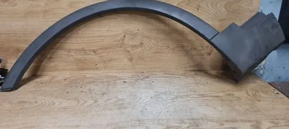 Ford Kuga I Front arch trim 