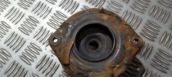 Volkswagen PASSAT B4 Coil spring mount 