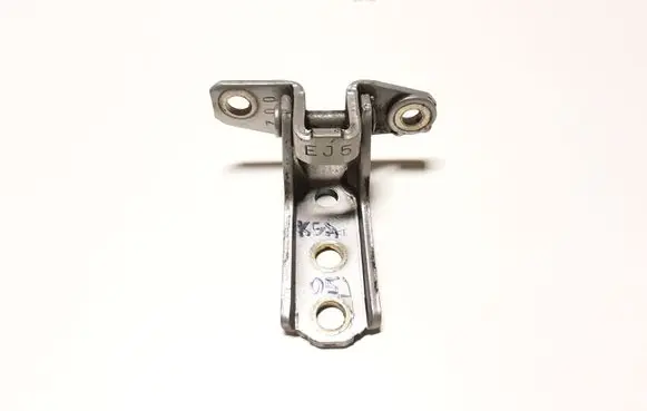 Mitsubishi Pajero Rear door lower hinge EJ5