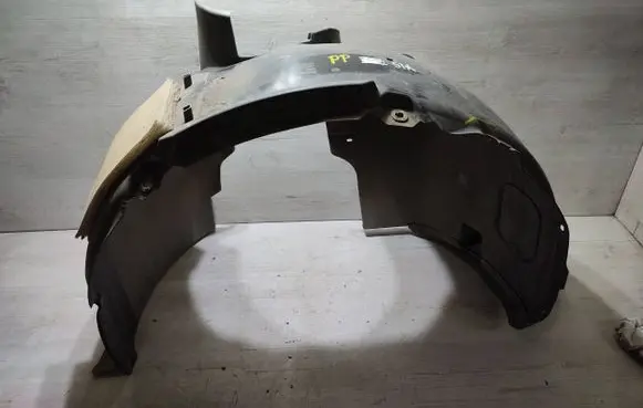 Volkswagen Touran III Front arch 5TA805912