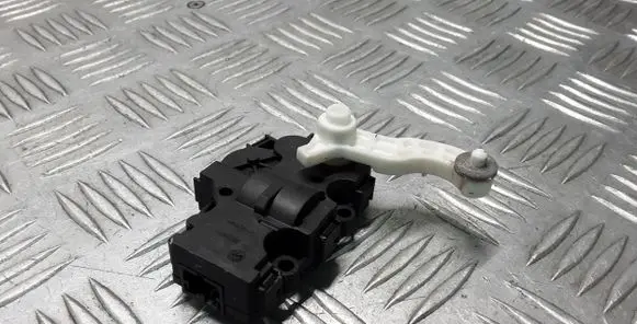 Jaguar F-Pace Air flap motor/actuator EGP0022 MF1139301730