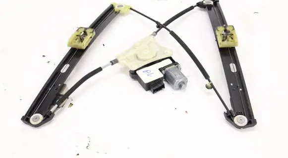 Seat Arona Front door window regulator with motor